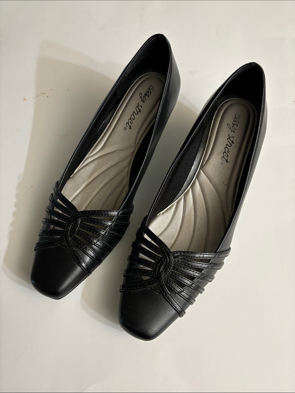 Easy Street Women’s Black Braided 1 3/4” Heels Easy Slip-on Size 6.5M